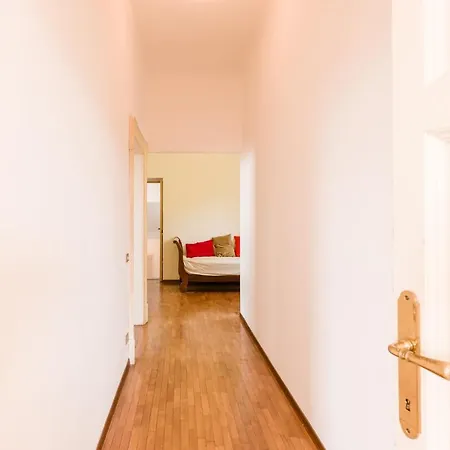 וילה Pergola מנאג'יו