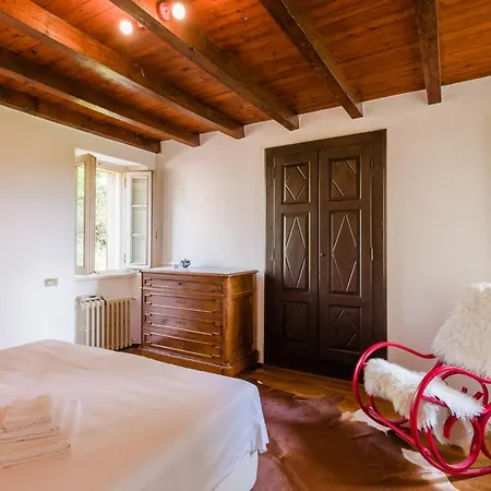 Pergola * מנאג'יו